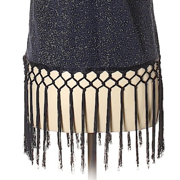 NWT Skies Are Blue Fringe detail metallic tank - Picture 3 of 6